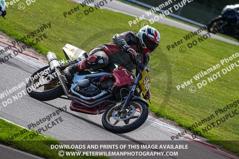donington no limits trackday;donington park photographs;donington trackday photographs;no limits trackdays;peter wileman photography;trackday digital images;trackday photos